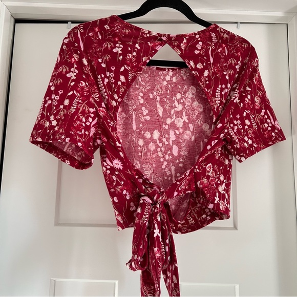 (5 for $20) SHEIN Top 1XL - Picture 2 of 4